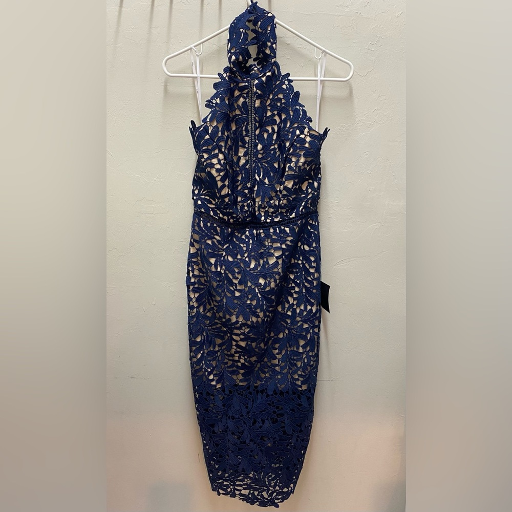 NWT Lulu’s Devine Destiny Lace Midi Dress, Size: S